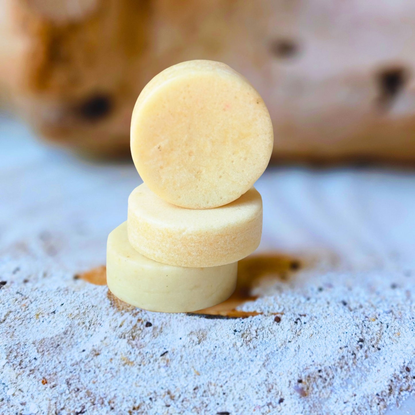 COCONUT BREZZE – Acondicionador Sólido de coco y aloe vera