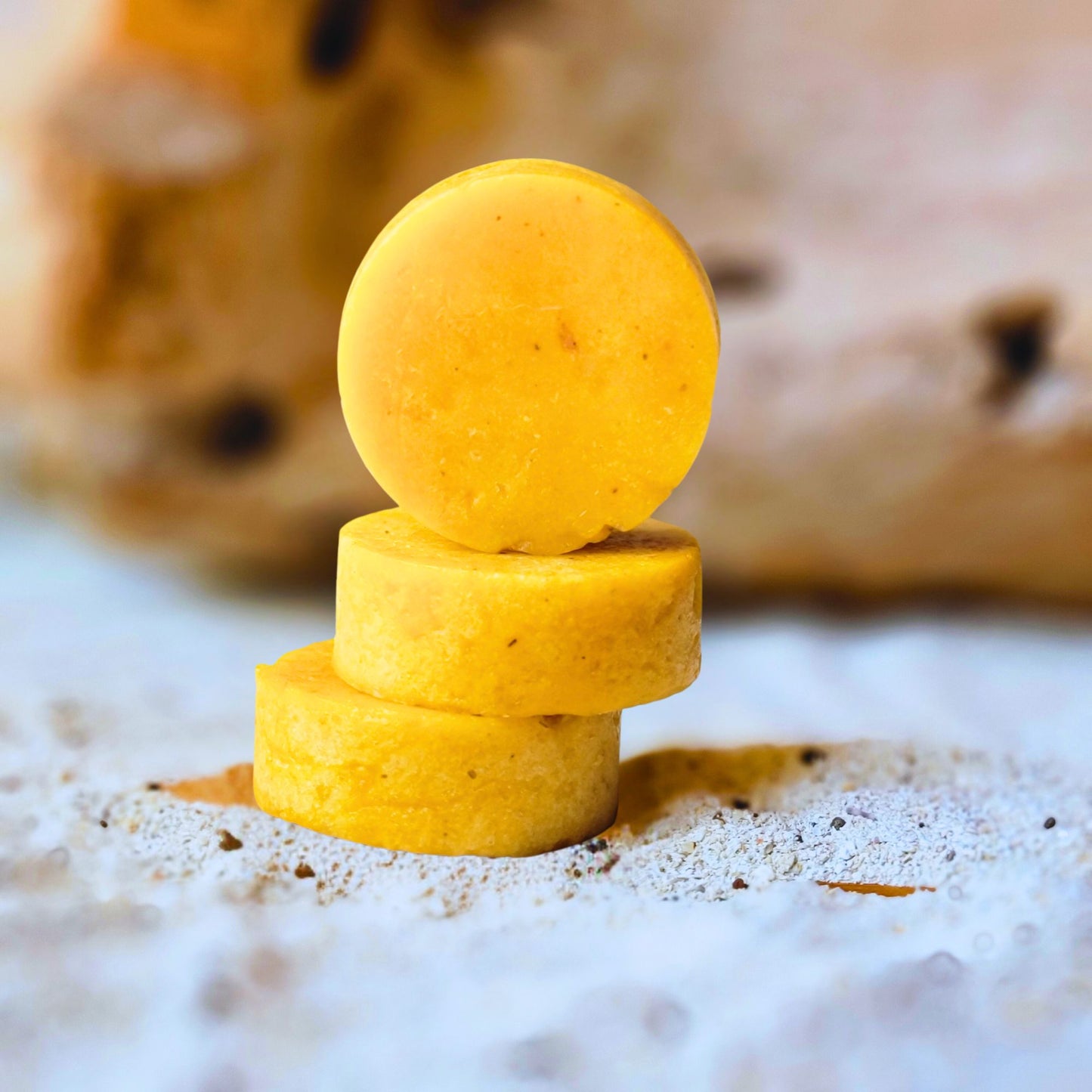 RAICES DE UTILA - Acondicionador sólido nutritivo de mango, papaya y naranja salvaje