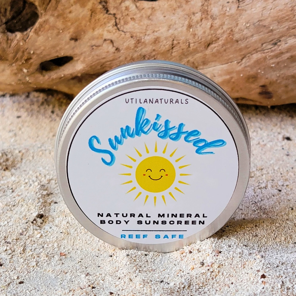 Zero-Waste Summer Kit
Protect your skin. Protect the reef.
Reef-safe | Plastic-free | Handmade in Utila