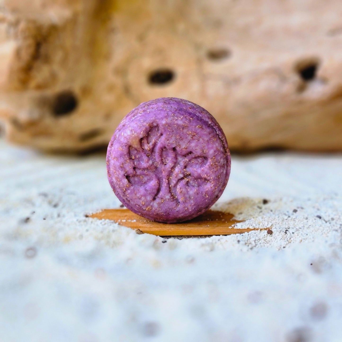 LUZ VIOLETA Shampoo sólido matizante para cabellos rubios y canas