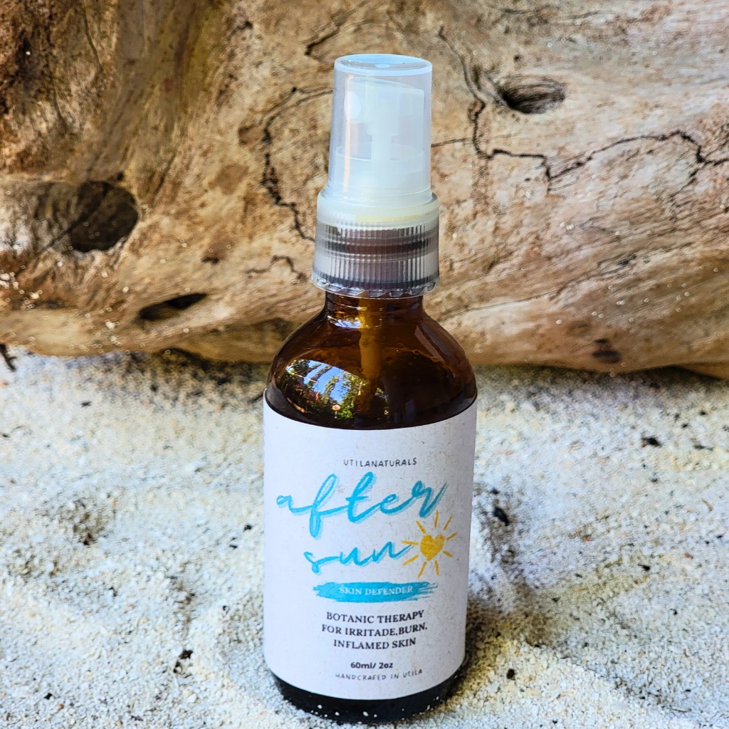 Zero-Waste Summer Kit
Protect your skin. Protect the reef.
Reef-safe | Plastic-free | Handmade in Utila