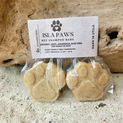 Solid oatmeal, aloe vera, and chamomile shampoo – sensitive skin